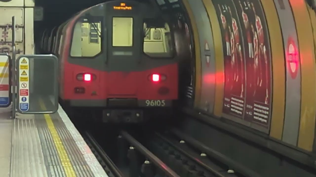 Here is the Jubilee line Train in Baker Street Thursday 26 February 2026