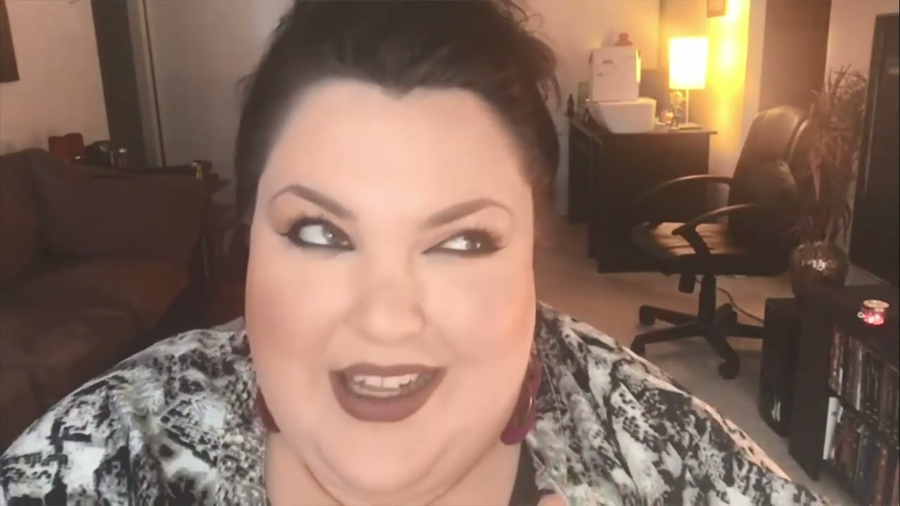 Back when #everydaymariam tried to be a makeup channel