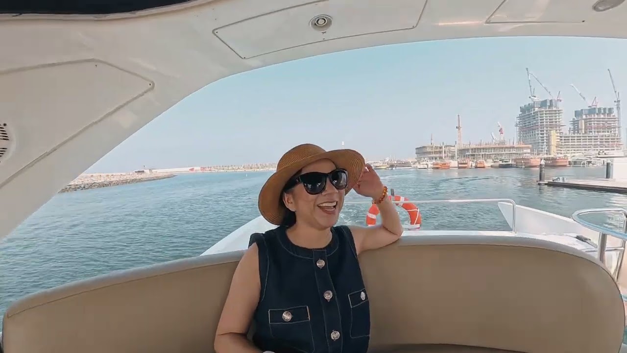 Dubai boat ride 2025