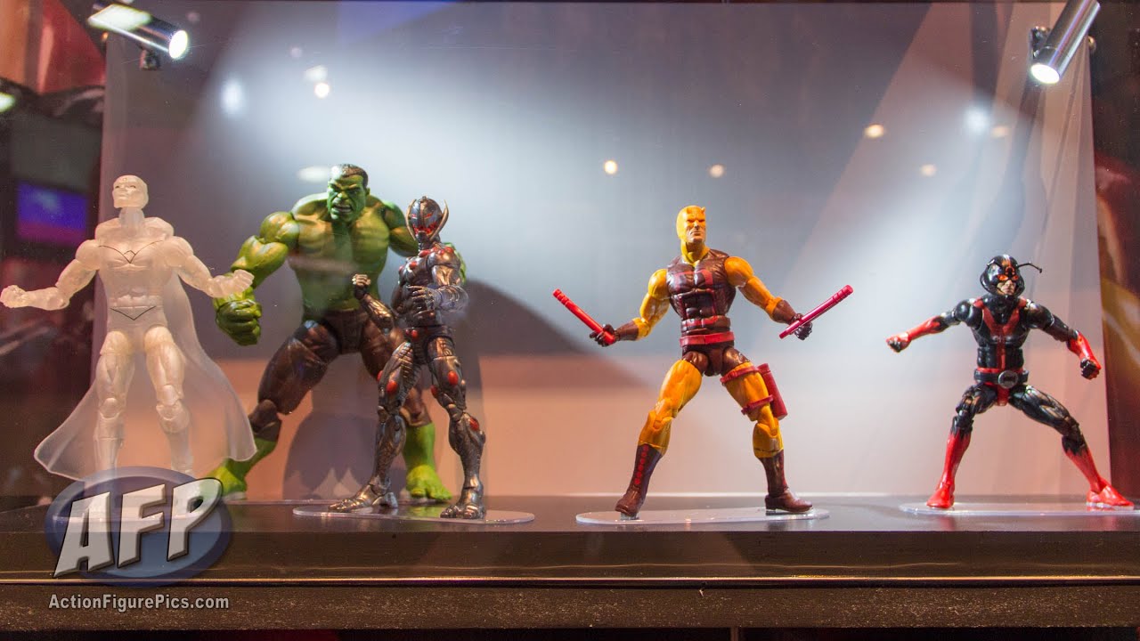 SDCC 2015 - Hasbro Marvel Legends Preview Night - AFP fly by