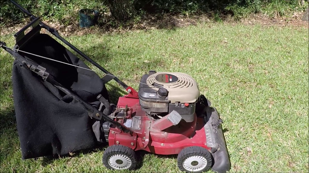 Trash Find Sears Craftsman Vacuum, Shredder, & Chipper Missing Parts Will It Start?  - Oct. 5, 2018