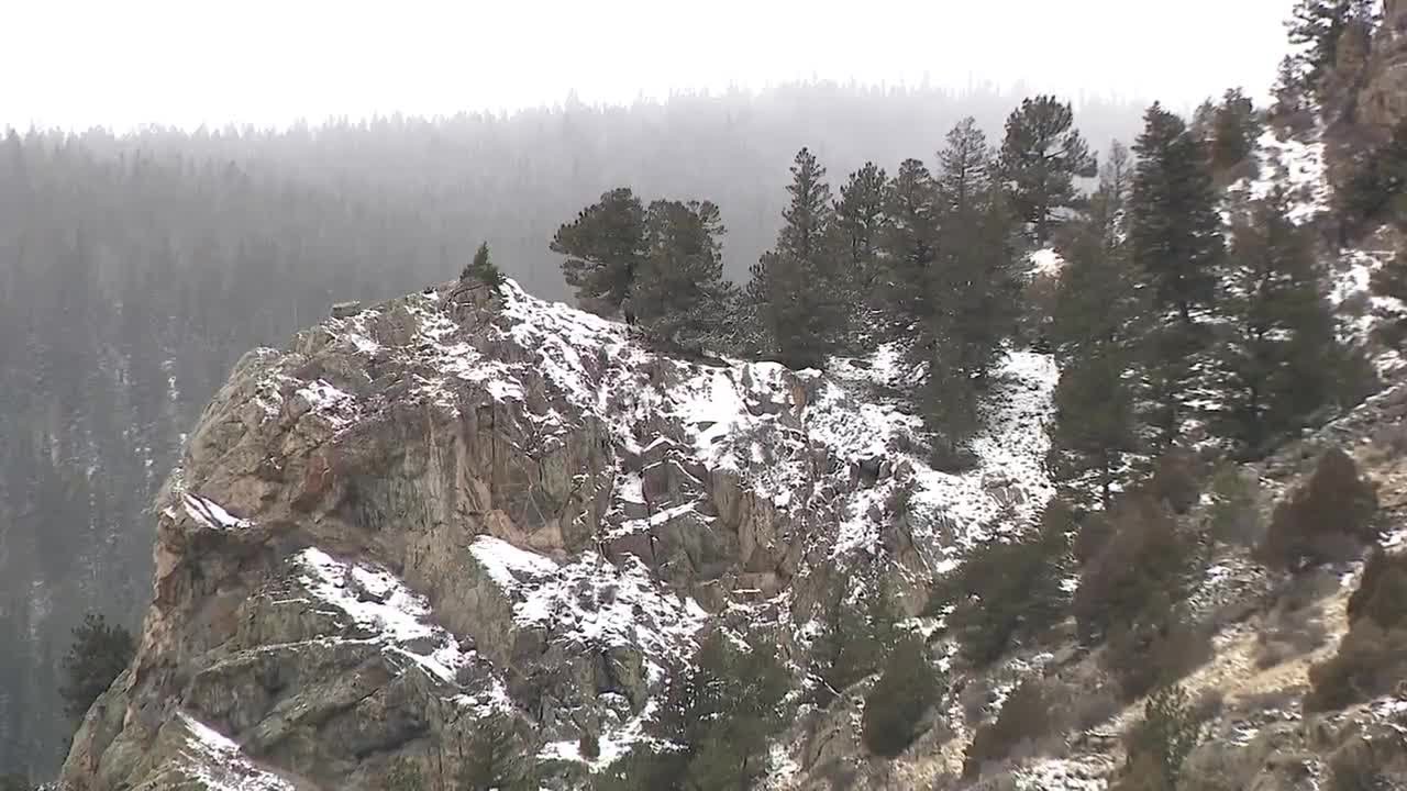 Snow finally falls in the mountains, locals hope winter is just getting started