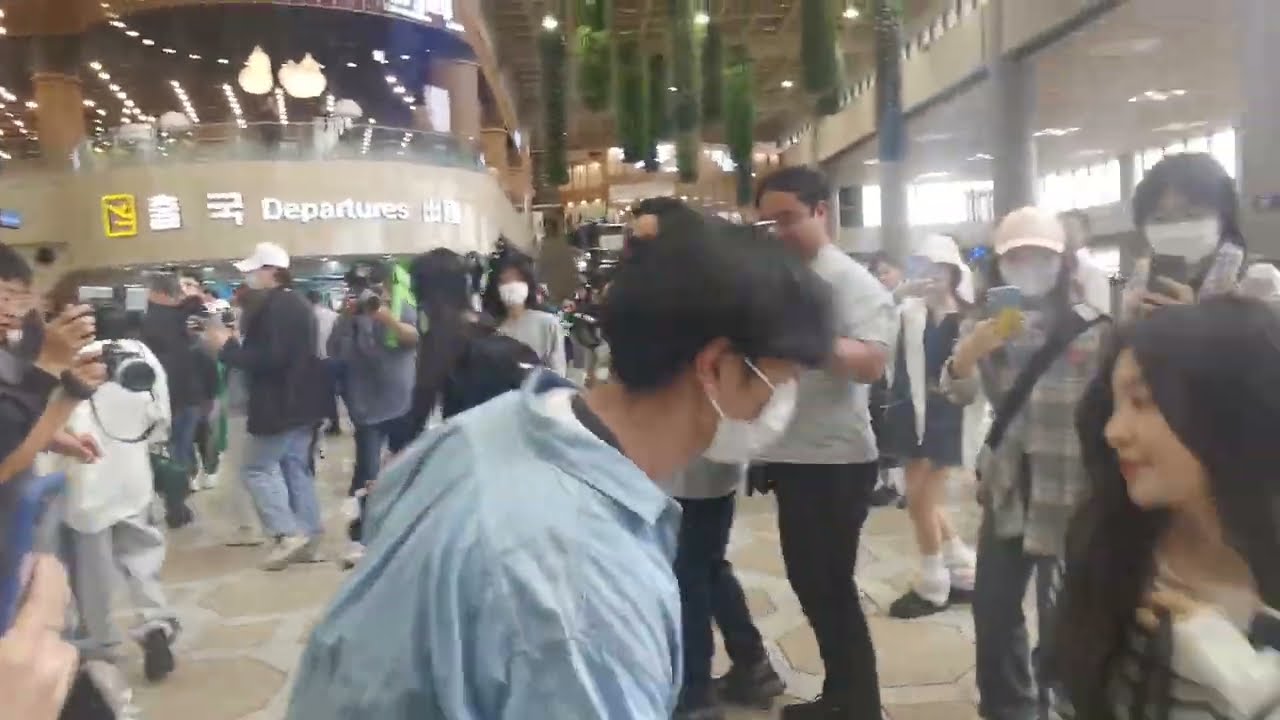 Walking behind Irene Red Velvet at Gimpo Airport 5-2-2023