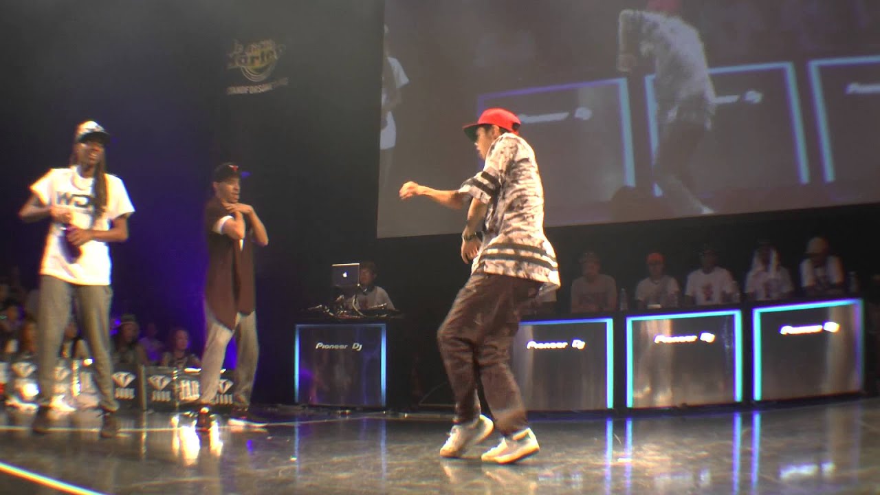 LEO & IKKI vs Upper Dynasty King Charles & Comfort BEST4 HIPHOP / WDC 2015 FINAL