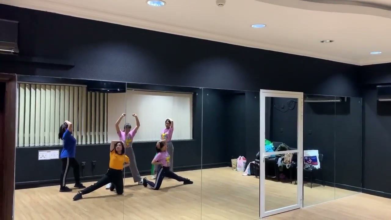 Toxic (Britney Spears) - Chaturika with Miraki