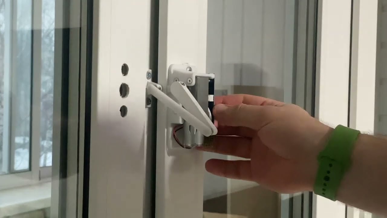 Упрощенный монтаж привода Drivent на место ручки, рядом с ручкой и на верх окна
