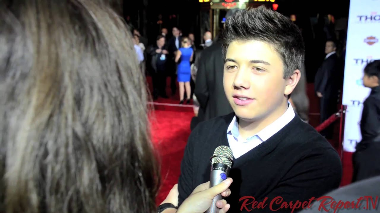 Bradley Steven Perry at the US Premiere of Marvel's #ThorDarkWorld @bradley_s_perry