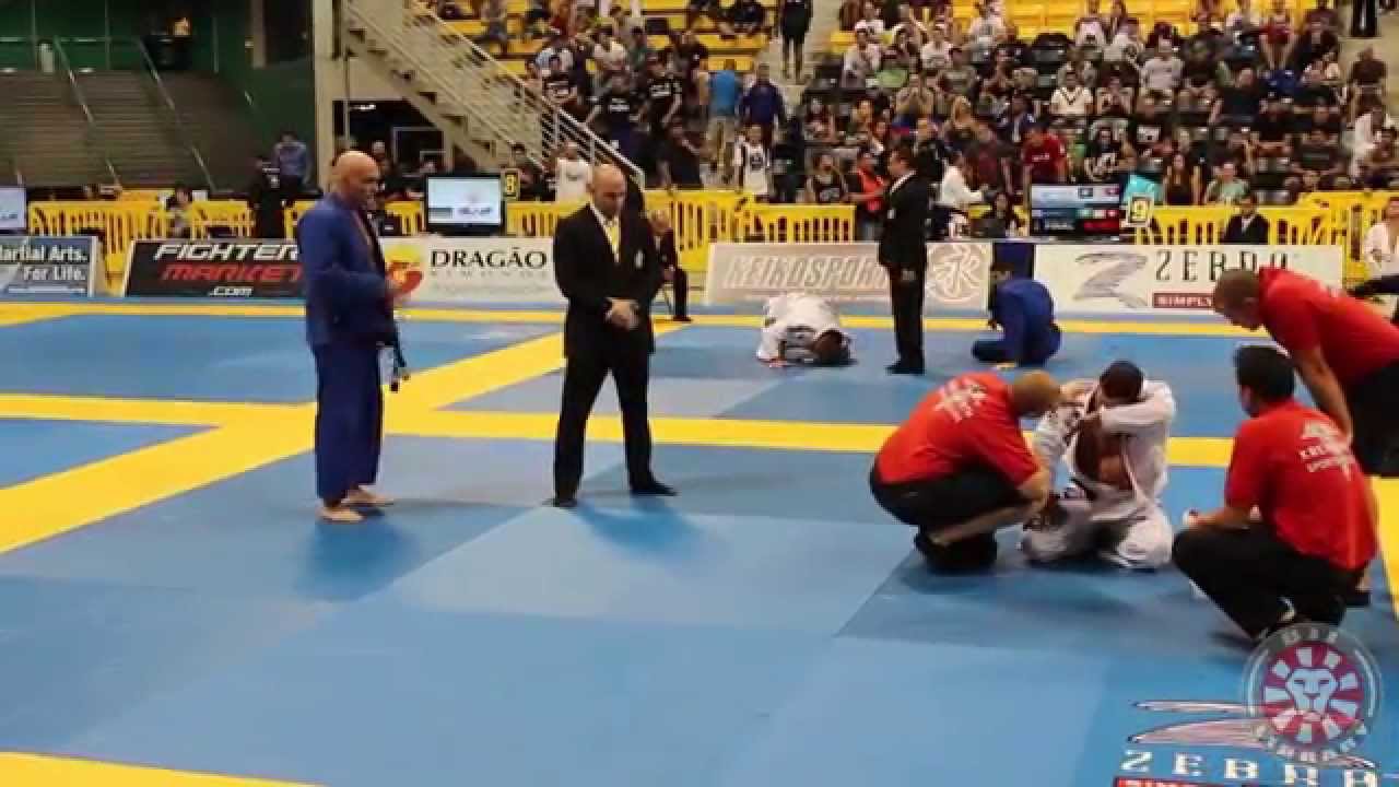 Saulo Ribeiro vs Roberto Godoi - Senior 1 Heavyweight Finals - 2013 IBJJF Master Senior Worlds