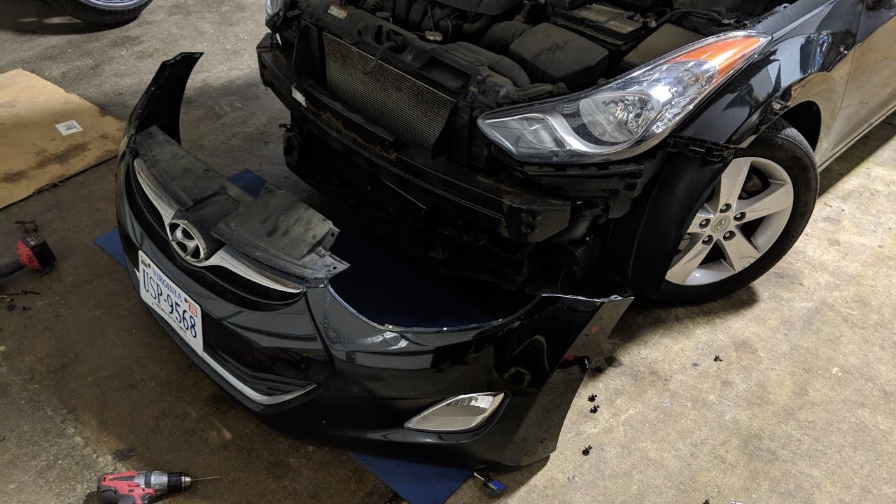 Снятие переднего бампера Hyundai Elantra 2011 года