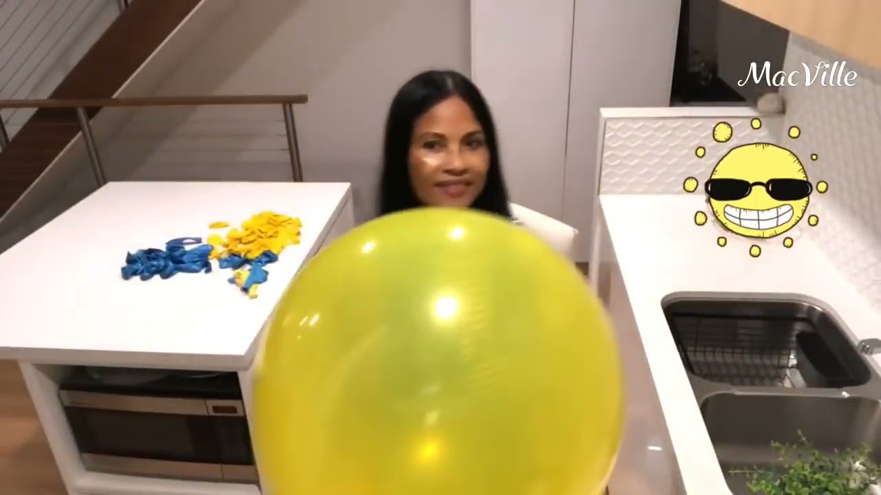 Blue and Yellow Balloons 🎈 Subscribe to PewDiePie!!