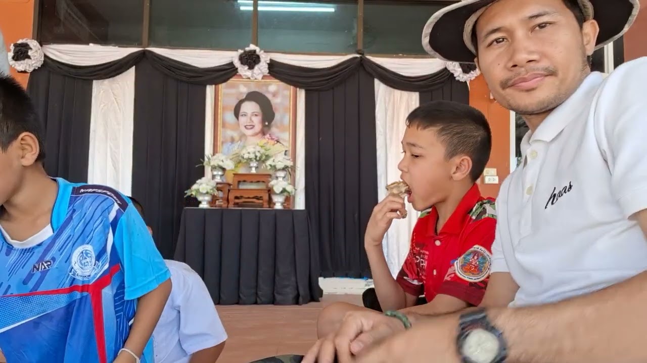 งานวันเด็ก กินkfc กับลูกชาย/ดาวดวงน้อยของพ่อ