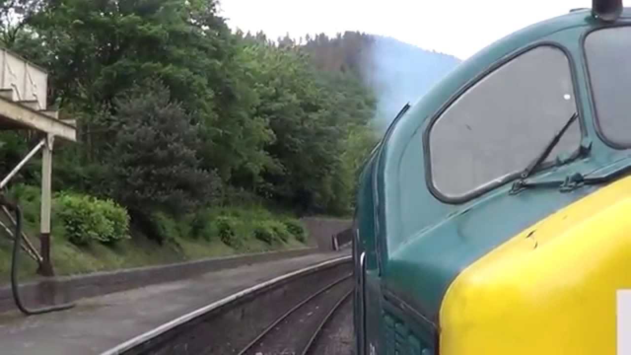 D6940 Thrash - Class 37 Bash at Llangollen 14th June 2015