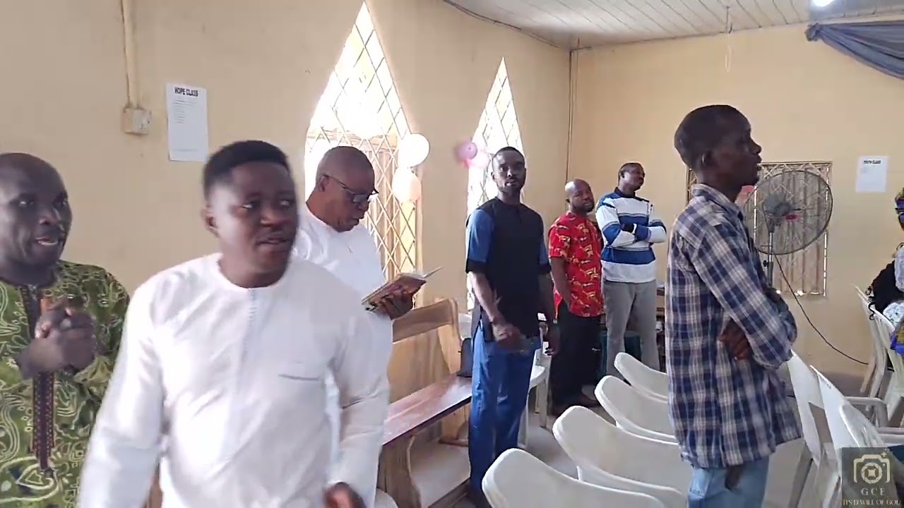 DIVINE SERVICE - OPENING HYMN + PRAYER