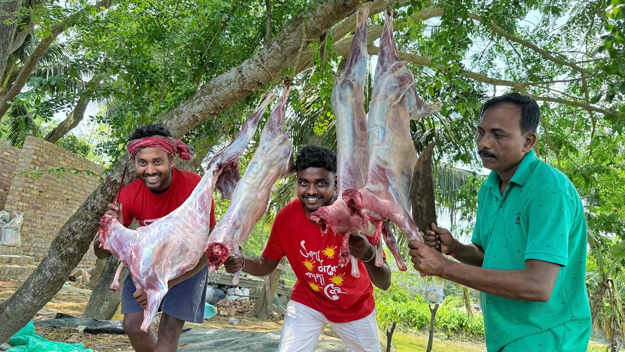 আজ আমার ভাইপো সুজয়ের শুভ অন্নপ্রাশন দেওয়া হল,সাথে কাটা হলো চারটে গোটা খাসি!!!
