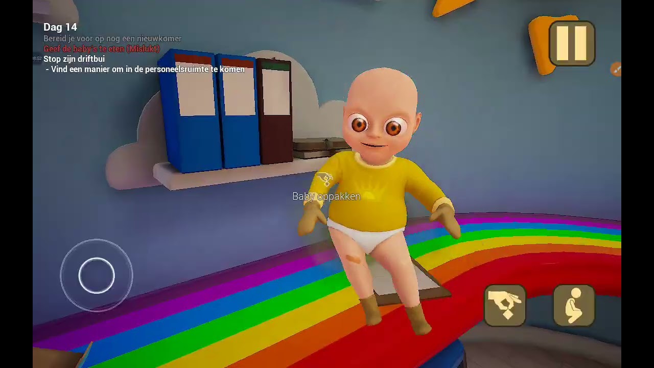 Het is een drieling? Baby in yellow 4.