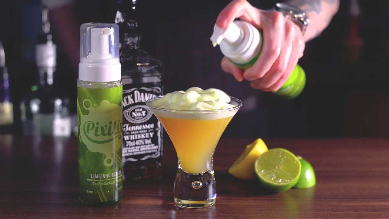 Tennessee Apple Tree Cocktail - Pixilix Vodka Foam with Jack Daniels