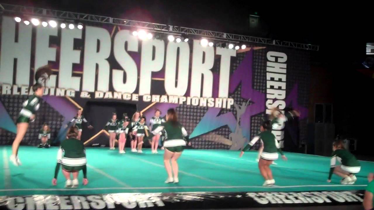 Miramonte High School Cheer Competition at CHEERSPORT
