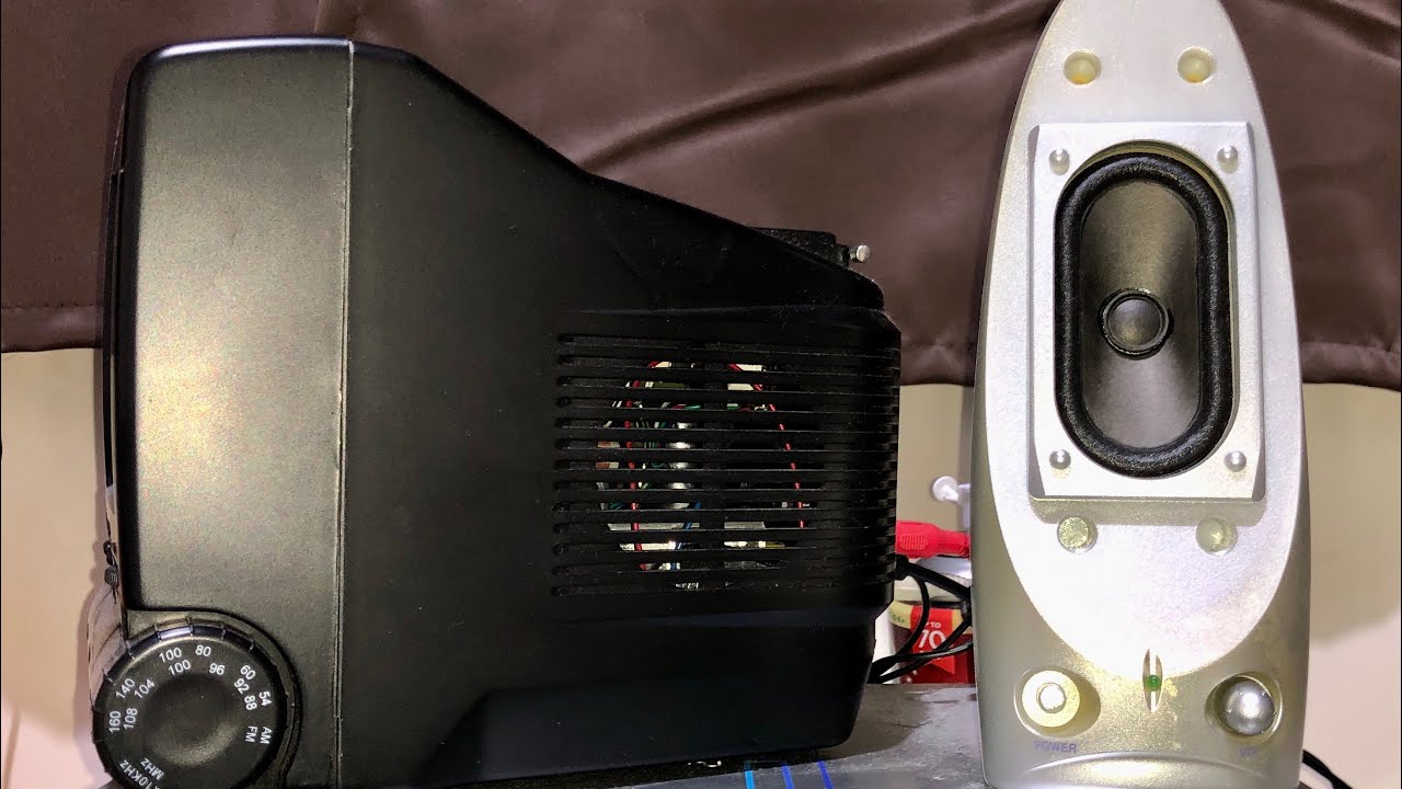 Very 2000s Computer Speaker's from PC WORLD