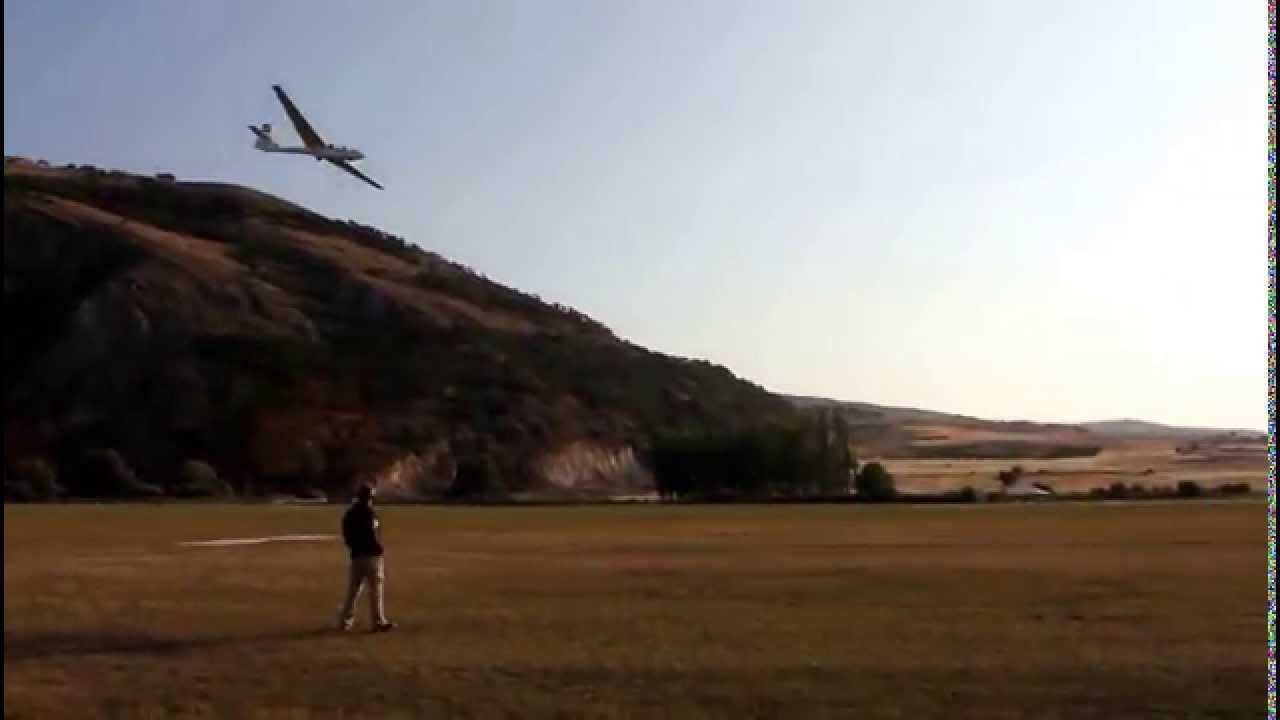 THK İn&ouml;n&uuml; Plan&ouml;r U&ccedil;uş Okulu 2012/1 A Br&ouml;ve İlk Yalnız U&ccedil;uş(First Solo Flight)