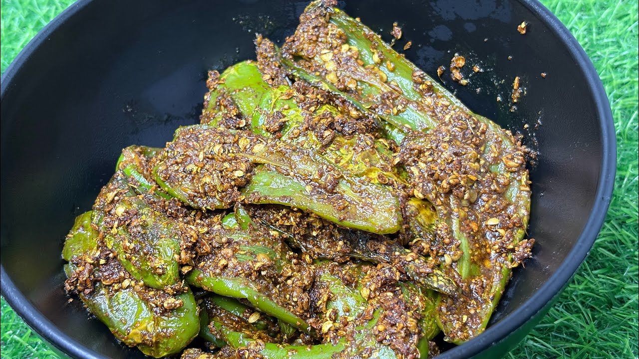 हरियाणवी देसी अचारी मिर्च 🌶️ | गाँव वाला तीखा स्वाद | आसान रेसिपी | अचारी_मिर्च#हरियाणवी_रेसिपी#देसी