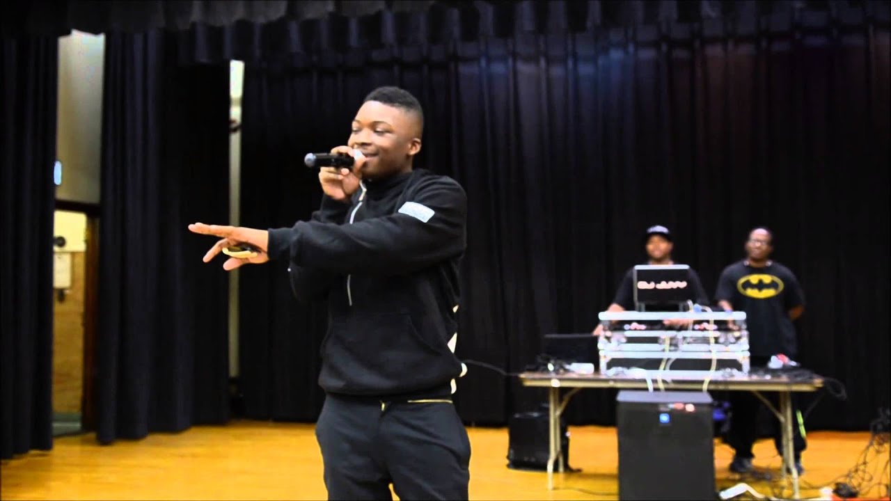 Jaymal Green talks to Gage Park High School | Put The Guns Down