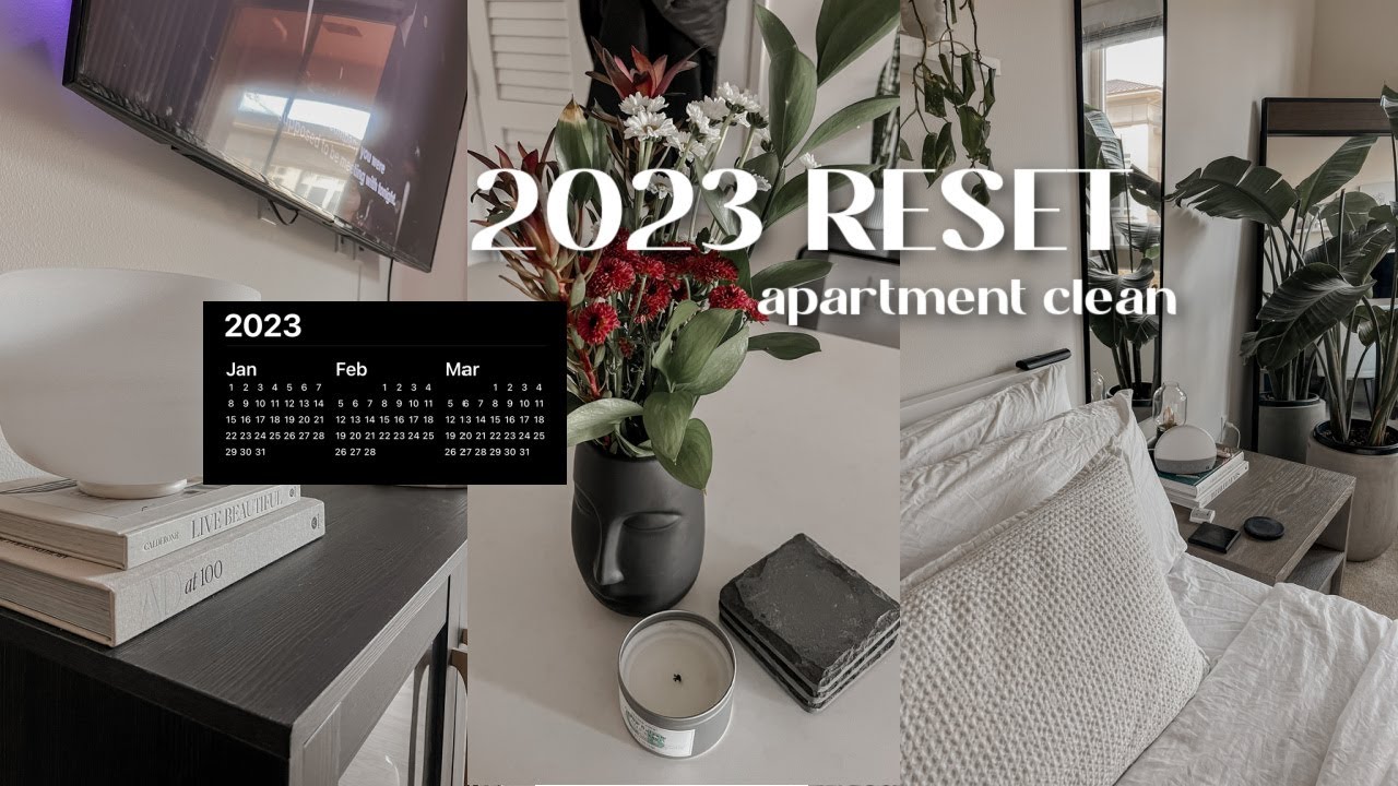 PREPPING FOR 2023 ✨ getting my life together| putting away holiday decor + cleaning the apartment