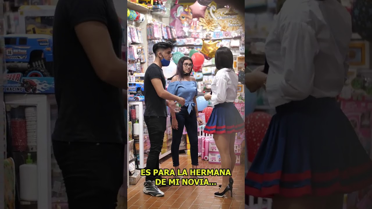 Las novias reaccionan así por lo que hace la bella vendedora Haydita Veloz