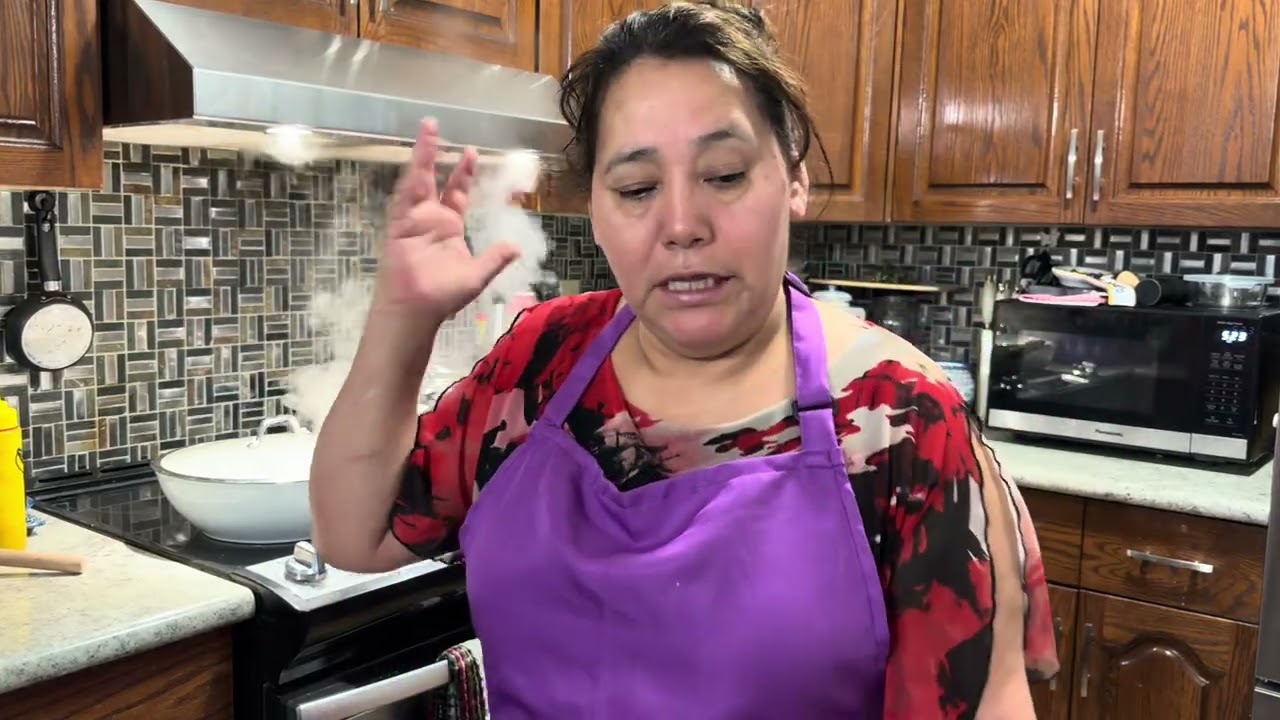 Cocinando la cena.