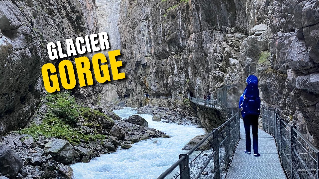 ELVEȚIA: Drumeție cu loc de joacă și un canion impresionant în Grindelwald