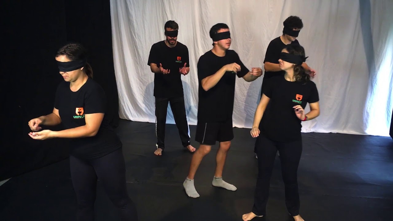 Exercícios de teatro / Jogos teatrais -  Cego avançado