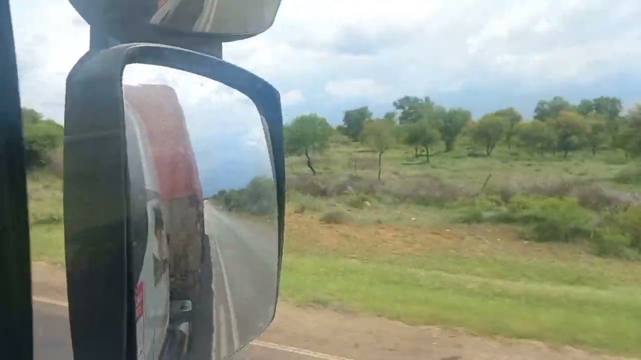 A Day ln Life Of 23 Year Old Truck Driver🇿🇲🇿🇼🇿🇦🇧🇼🇲🇼🇨🇩🇳🇦: Part 3 Finally In Zimbabwe To Offload