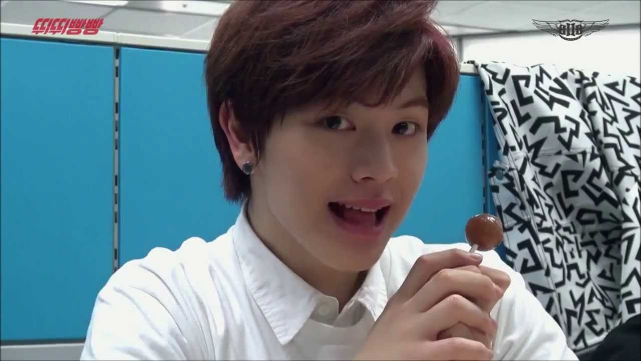 BTOB(성재) - Disney Frozen (Do you want to build a snowman?)