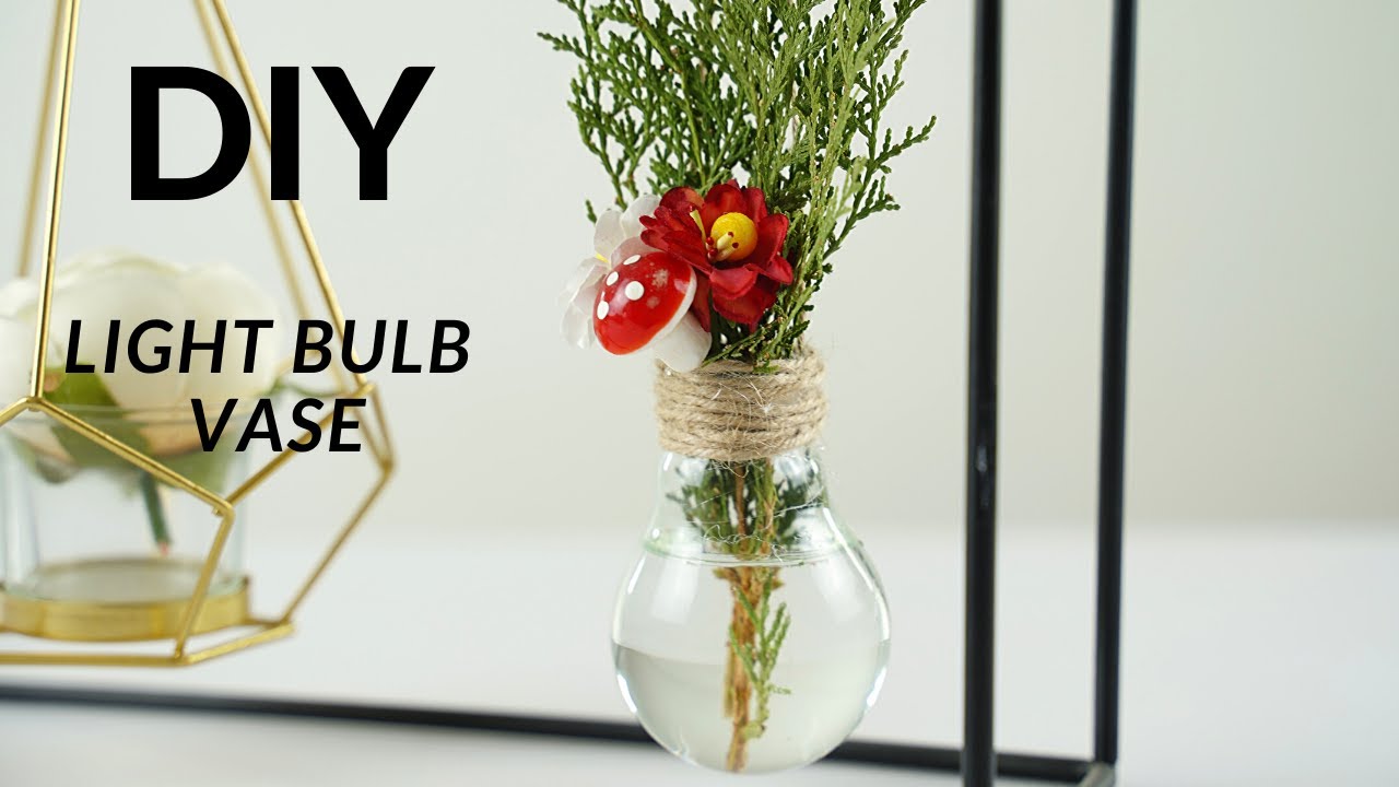 DIY Light Bulb Vase - Repurpose Light Bulbs | Recycling & Upcycling Crafts