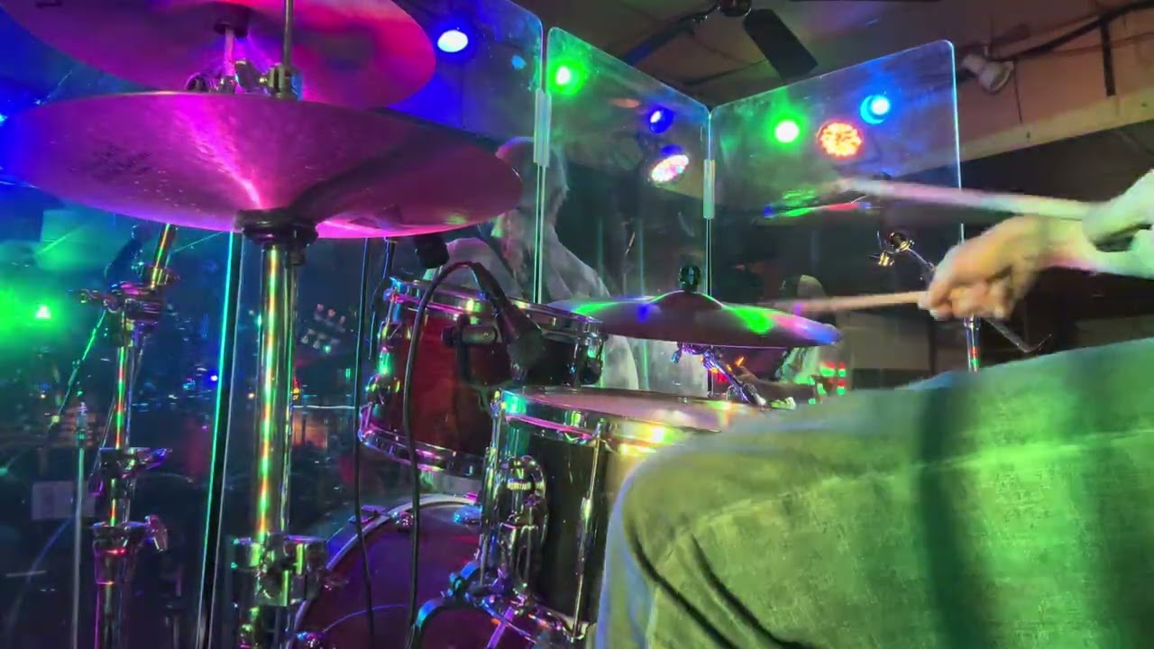 Sultans of swing revisited 