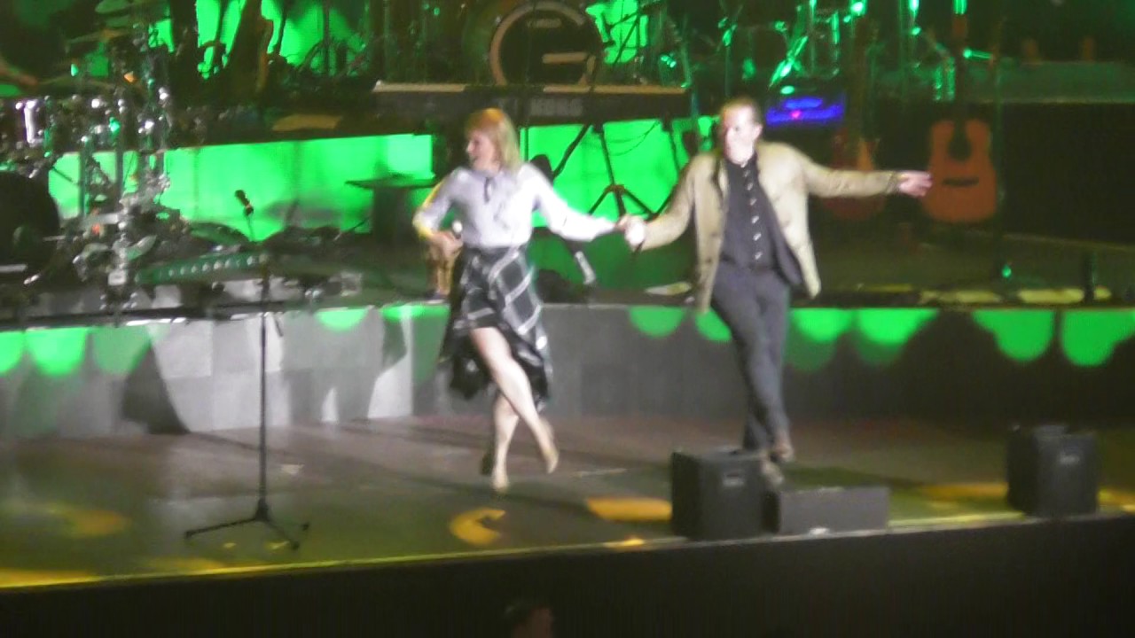 The Kelly Family * Dortmund 20.05.2017 * Joey, Patricia and Jimmy dance on Irish music