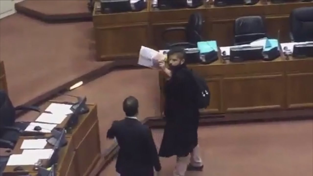Iván Moreira tildó a Gabriel Boric de 