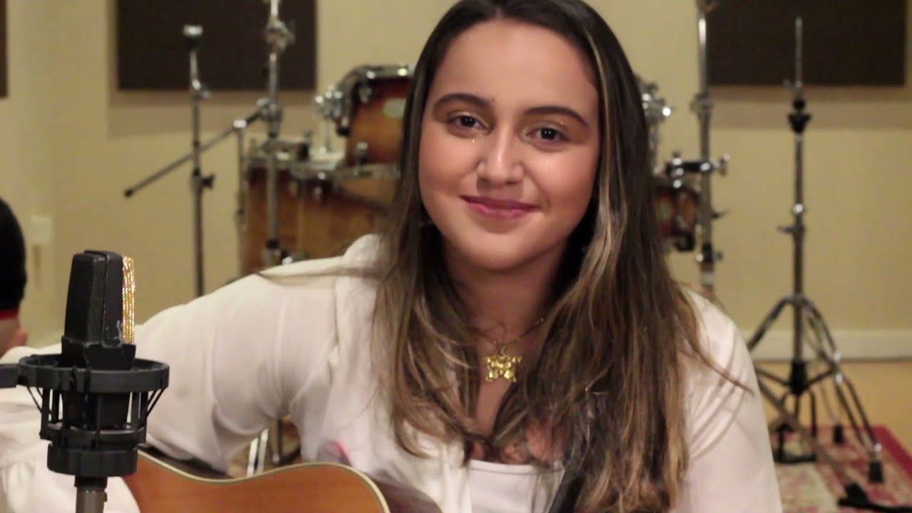 Vivendo aqui no mato - Lisa Marie (cover)