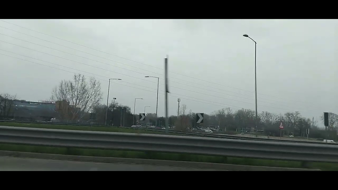 ENJOY VIDEO VIRALVIDEO NORMAL ROAD ITALIA VIRALVIDEO PAKISTAN INDIA BANGLADESH ITALIA 🇮🇹 