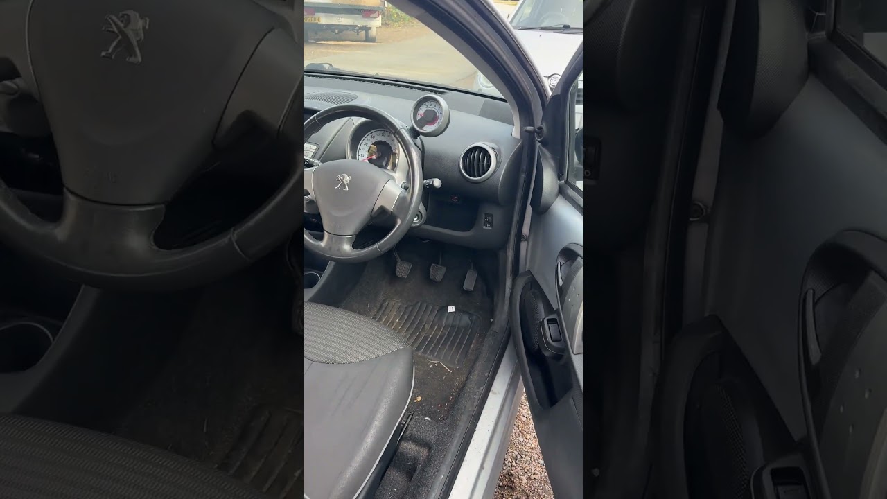Расположение порта OBD Peugeot 107 | Citroen C1 | Toyota Aygo #автомобиль #сделай сам