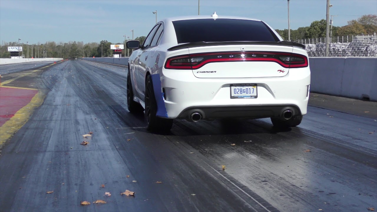 Livernois Motorsports S800 Flex Fuel Scat Pack Charger beats Hellcats - Sets Record