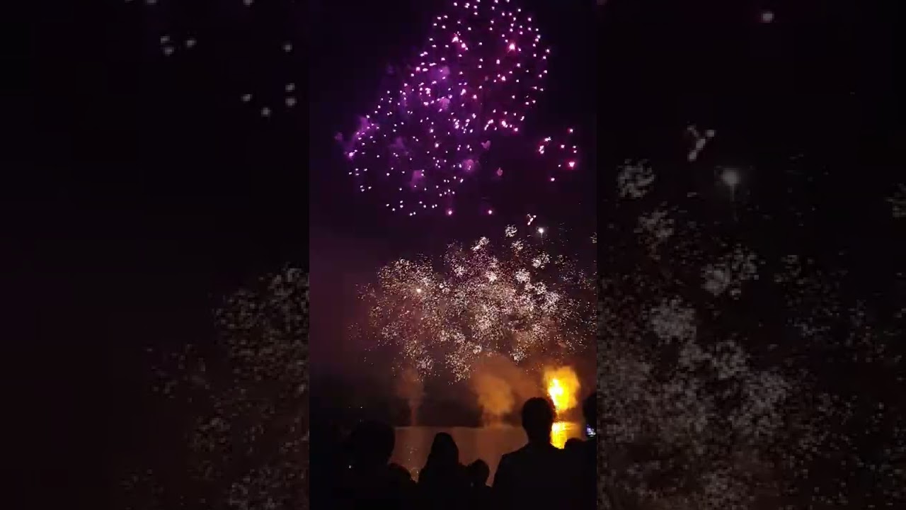 feux d artifice a la base nautique de colmar 2022 génial