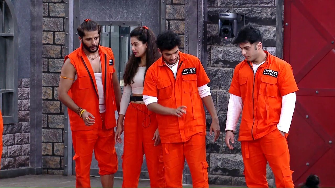 Lock Upp Live Episode 10: Who will get the keys to the kitchen? | Munawar Faruqui | Poonam | Kangana