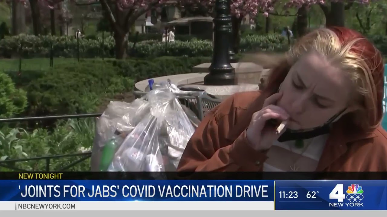Activists Hand Out Free Joints to Adults Who Have Been Vaccinated