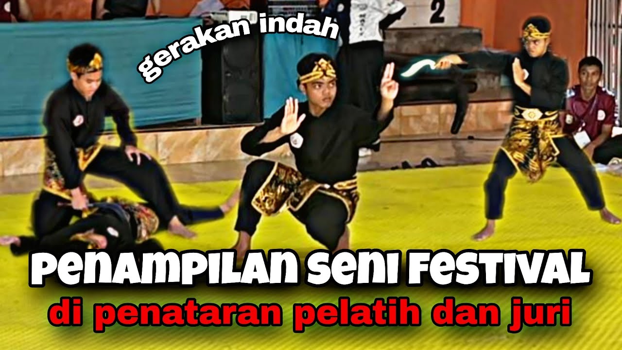 PENAMPILAN seni festival di penataran pelatih dan juri