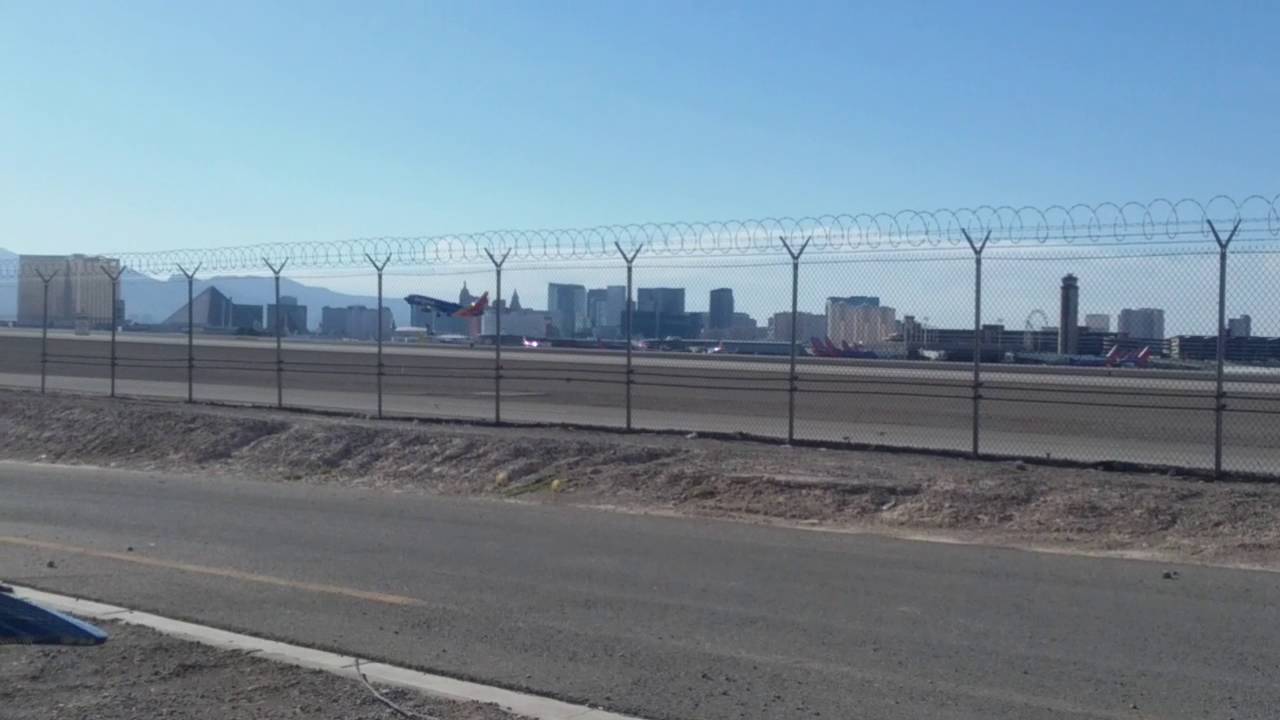 Plane spotting @KLAS ep.1