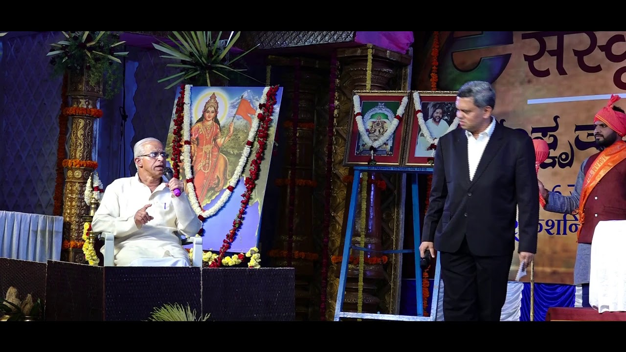 Sri Dinesh Kamath Ji in Samskrit version of Aap ki adalat at Samskrita Sanjeevini