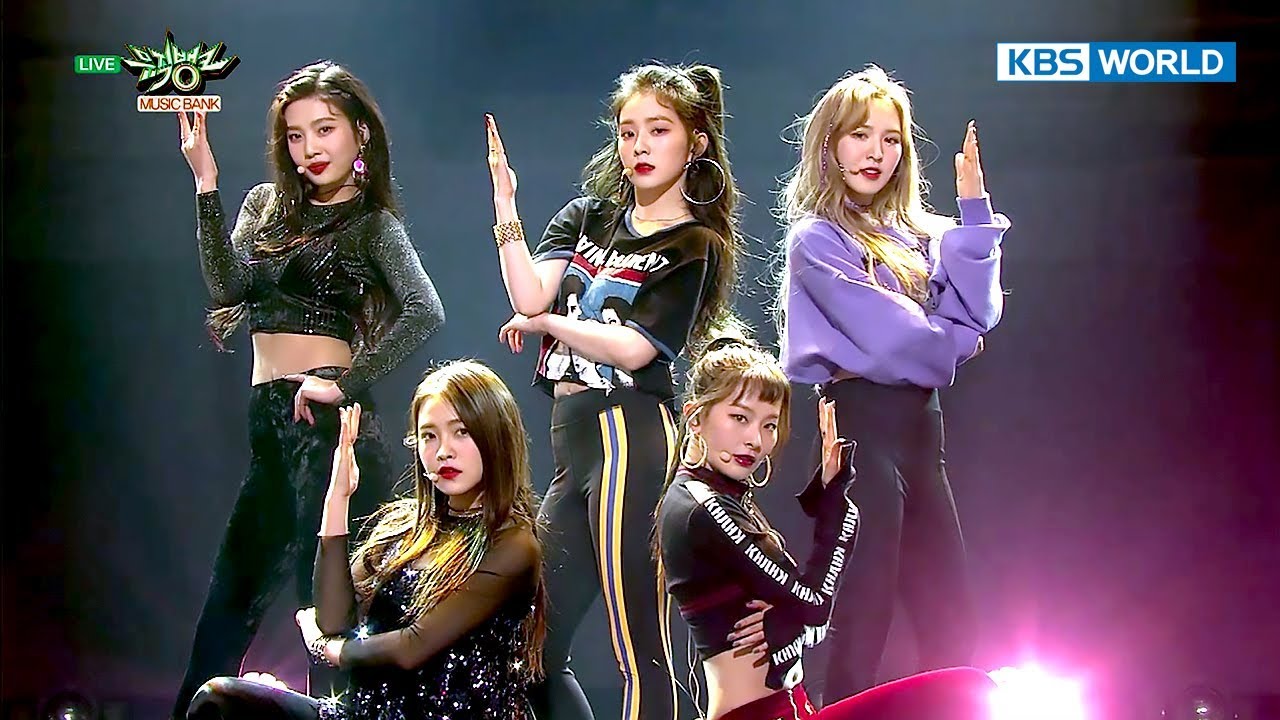 Red Velvet - Look | 레드벨벳 - 봐 [Music Bank COMEBACK / 2017.11.17]