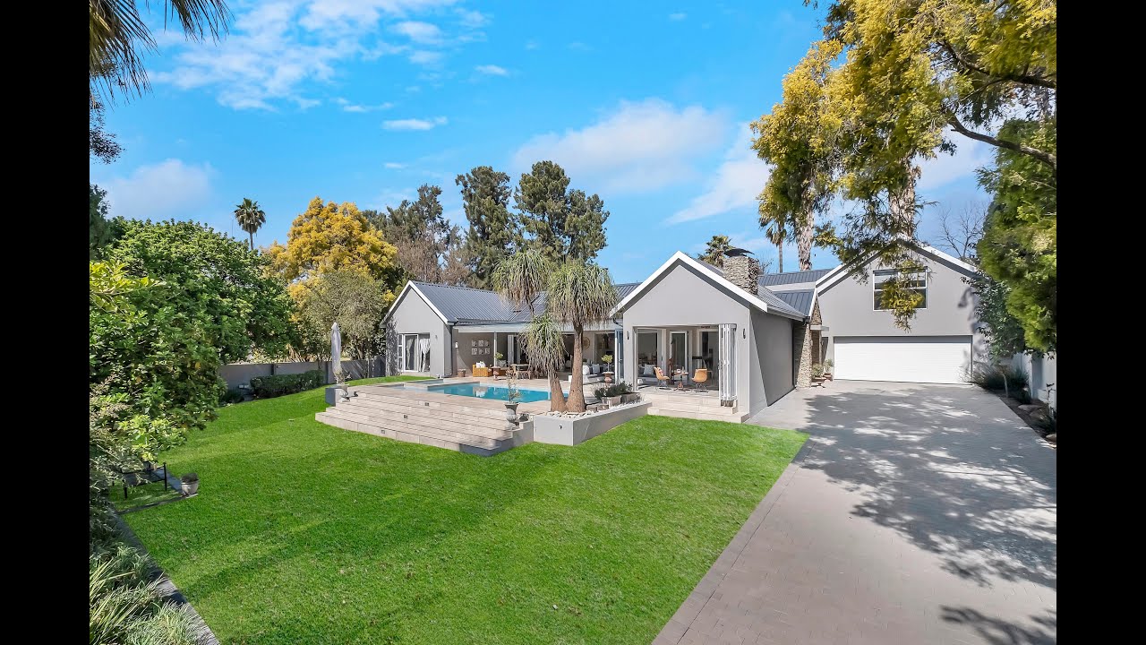 For Sale: 4 Bedrooms 4.5 Bathrooms | Sunninghill