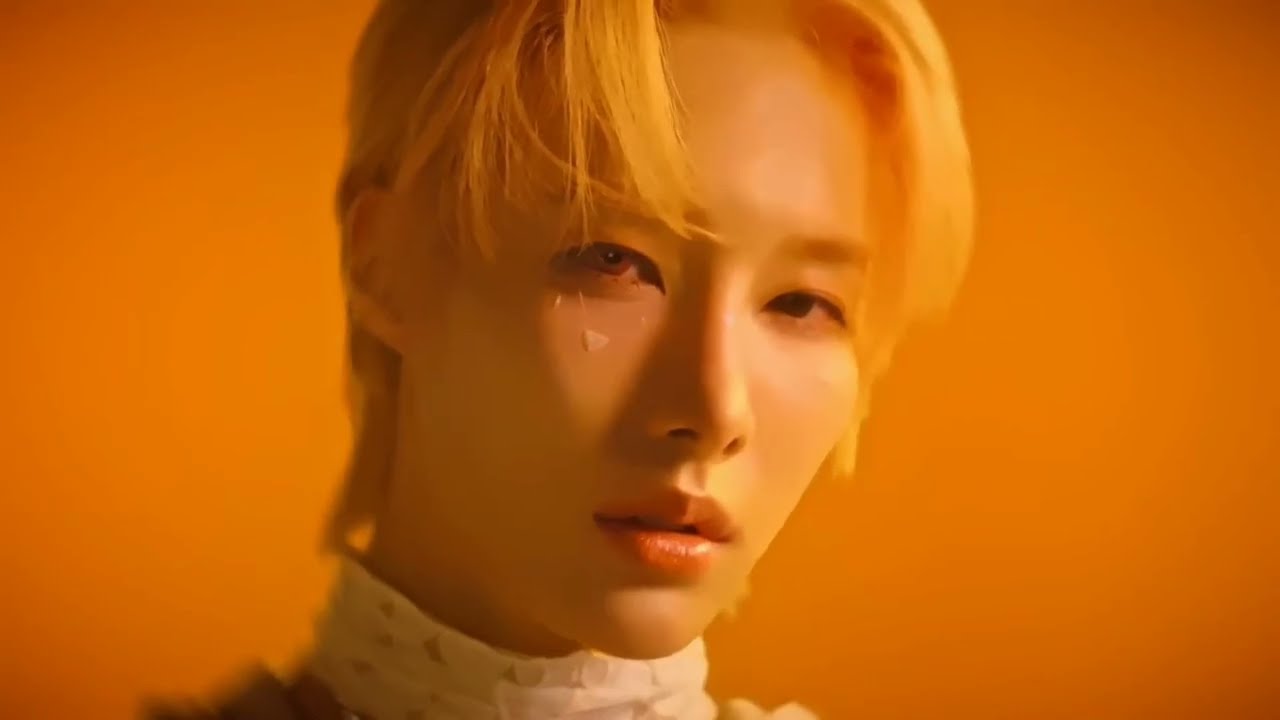XLOV 엑스러브 '1 of LOV' ( visualizer video)
