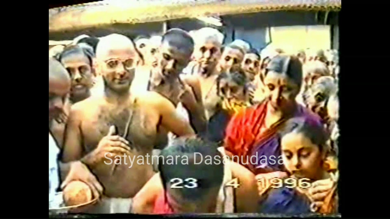 Shri Satyatmateerthara Peetharohana Video